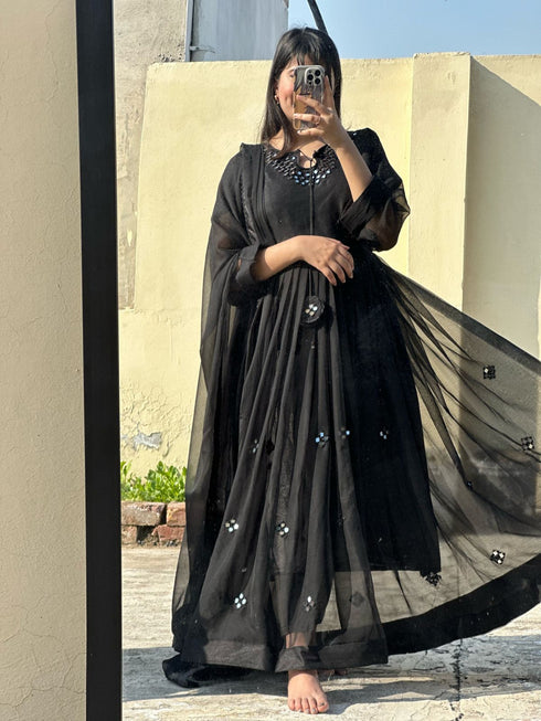 Kesar Black